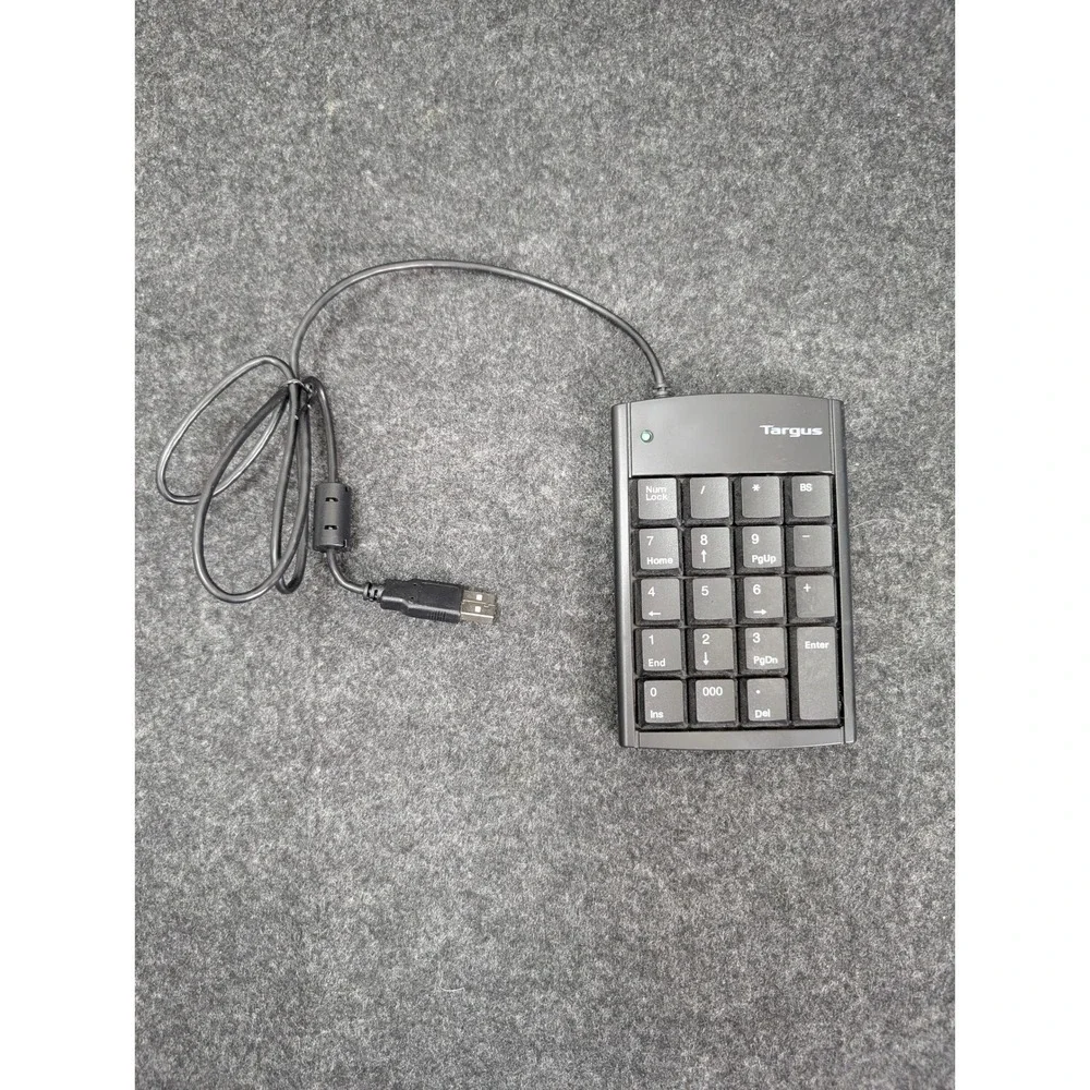 Targus Numeric Keypad with 2 USB Ports Black 10-Key Wired USB Hub PAKP004B EUC
